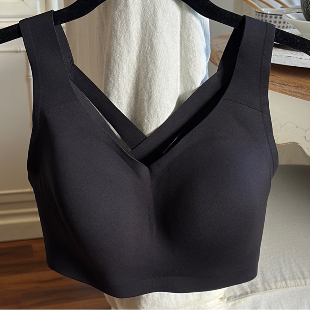 Lululemon Black Seamless Racerback Bra